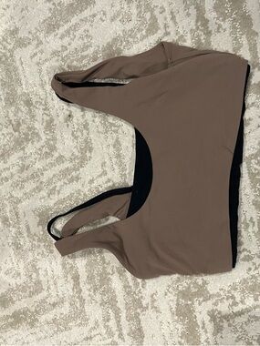 YPB Sculpting Two-Tone Seamless Sports Bra in Taupe and Black